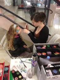 Résultat de recherche d'images pour "maquillage animation"