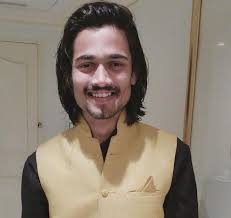 But, it all started as fun and exploring the new phone's camera. Data Of Bhuvan Bam Bb Ki Vines Height Weight Age Affairs Biography More Celeb Biodata