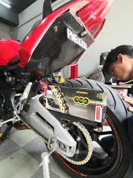 Malaysia will be the first country outside of italy to have assembly operations of the aprilia shiver 750, as the result of a cooperation agreement between the piaggio group and naza premira. Aprilia Shiver 750 Using Regina Chain Malaysia Facebook