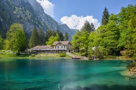 Sollten sie ihre ideale immobilie hier. Der Blausee In Der Schweiz Ein Echtes Juwel Urlaubsguru