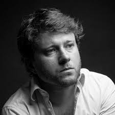 Trouvez un freelance Presse Magazine disponible sur Malt