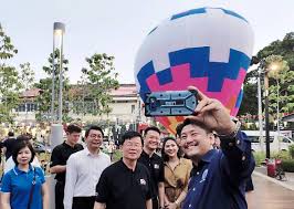 Penang hot air balloon fiesta (facebook). Hot Air Balloon Surprise At Park The Star