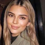 Dora Baxter's Instagram, Twitter & Facebook