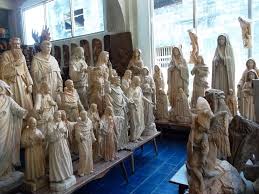 In 1887, josé rizal described paete as a town where carpenter shops were issuing images even those more rudely carved (chapter vi, noli me tangere). Paete Laguna Wood Carving Stores Wood Carving Hd Images