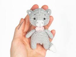 Amigurumi has been a large trend in the crochet globe for quite a while now, giving people who are uncomfortable with creating blankets, hats and gloves a pleasant shift in pace. Little Cat Free Amigurumi Crochet Pattern Amigurumi