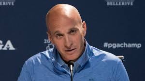 Notre Dame makes big change at AD by hiring NBC bigwig