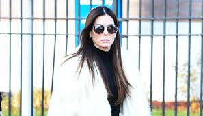 With sandra bullock, cate blanchett, anne hathaway, mindy kaling. Sandra Bullock Hits Back At Women Hating Ocean S 8 Critics Newshub