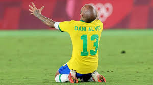 Estou muito feliz por assinar com meu time do coração, não tem como explicar o que eu estou sentindo agora, vim para esse clube em busca de títulos, e colocar o. Mgsqozk9bwbwem