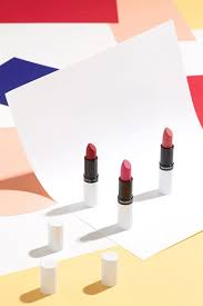 Personal Work Undgretel Cosmetics Project By Studio Likeness Photographie Cosmetique Nature Morte Cosmetique