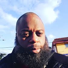 Left the streets and became a full time trucker life is great 😃