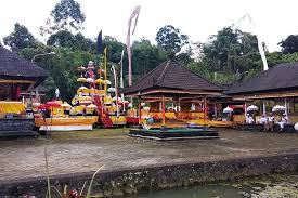 We did not find results for: Buda Kliwon Gumbreg Pujawali Pura Kahyangan Jagat Luhur Batu Panes Balipost Com