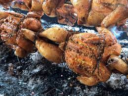 The ayam golek was mildly sweet and spicy, flavorful even on its own and the skin part was absolutely delicious. Ayam Golek 5 Bintang Pantai Dalam Delicious Smoky Chicken Rebecca Saw