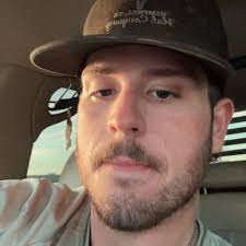 I am looking for a c lineman posistion I am a Northwest Lineman school GRAD  I have a class A CDL osha 10 cpr and first aid certified and 1.5 years of