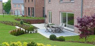 Fleurs, plantes, arbustes, jardinage facile, meubles de jardin. Terrasse Brabant Wallon Nys Jardin