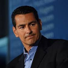 Tom DeLozier (@ThomasDeLozier)