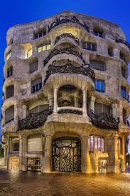 8 Gaudi Masterpieces That Prove Barcelona Is Europe S Most Instagrammable City Gaudi Architecture Barcelona Architecture Art Nouveau Architecture