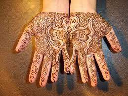 Dihalaman ini anda akan melihat gambar di tangan henna yang ! Tak Asal Cantik Di Balik Motif Henna Ternyata Menyimpan Doa Dan Harapan Bagi Calon Pengantin