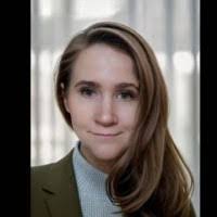 Jenny Benton's Instagram, Twitter & Facebook