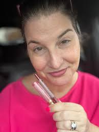 ❣GALENTINE FRIENDLY FEUD❣ 💘GAME 2️⃣ As a reminder 👇 💝 1️⃣ correct answer  per person! 💝 You can guess as many times as you want until you get a  correct answer but