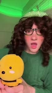 barry the bee is so iconic #thelindabinda #lindabinda @abzolutely🇵🇸