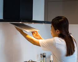 1.Vì sao cần vệ sinh máy hút mùi thường xuyên?