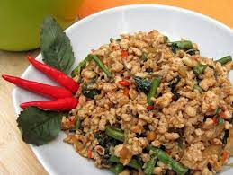 Stir fry basil, garlic, onions, bamboo shoots and bell peppers in a traditional thai street pad ga prao sauce. Pad Ga Prao Gai Spicy Recipes Basil Recipes Recipes