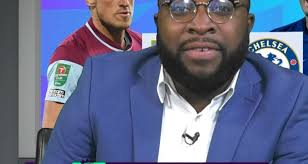 The buildup to the match between Burnley and Chelsea is live