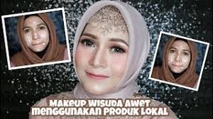 We did not find results for: Wajib Tahu Ini Trik Makeup Wisuda Untuk Kamu Yang Berjilbab Bukareview