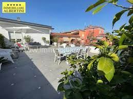 Annunci appartamenti in affitto a caluri villafranca di verona (verona) e dintorni il prezzo medio per un affitto a caluri di 50m² è di 464€, 70m² è di 649€, 80m² è di 742€ Yjaihcgq3mx2cm