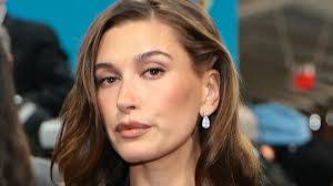 Hannah Vince's Instagram, Twitter & Facebook