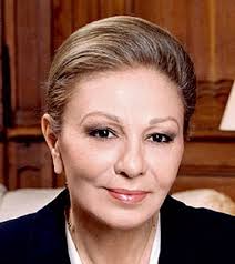 Farah Diba Pahlavi: The United States attempted to hand over the Shah to  Khomeini in the Azores