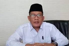 Mulai dari meninggalnya imam besar masjid nabawi, syekh ali jaber, yang mengundang duka, lalu dipecatnya ketua kpu, arief budiman, oleh dewan kehormatan, dan denda rp100 juta untuk. Imam Masjid Tewas Hingga Syech Ali Jaber Ditusuk Ini Kata Mui Palembang Sindonews Line Today