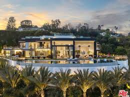 Los Angeles Ca Luxury Homes For Sale 5 972 Homes Zillow