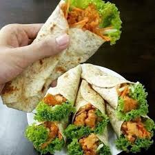 Jika dimakan dengan perahan lemon, rasanya akan menjadi bertambah enak. Food Viral Malaysia On Twitter Resepi Chicken Wrap Ala2 Kfc Bahan2 1 Roti Tortilla Mission Wrap 2 Isi Ayam Dada Potong Kecik 3 Salad 4 Tomato 5 Lobak Hiris Halus2 6