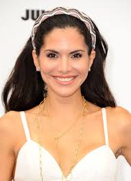 Joyce Giraud