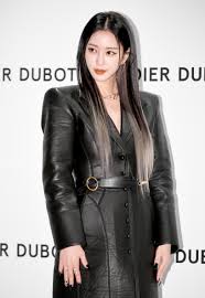 유신쇼 혜화역시위 신지예와 마재tv 마이콜, 양예원사건 실장투신, 봉준 불법차선변경, 최지우남편, 문재인 기무사독립수사, 탈북식당종업원,일베 워마드 폐쇄20180710. ìµœì§€ìš°ë‚¨íŽ¸ ì´ë¦„ ì§ì—… Mtop