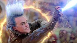 Cheyenne Jackson Is A Blue Haired Baddie In New Descendants 3 Teaser Newnownext Cheyenne Jackson Descendants 3 Disney Channel Descendants