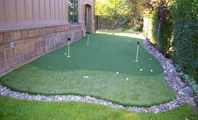 28 Outdoor Indoor Putting Greens Mats Designs Ideas Green Backyard Indoor Putting Green Backyard Putting Green