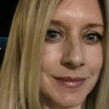 Jennifer Heggie's Instagram, Twitter & Facebook