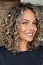 Tara Volpe's Instagram, Twitter & Facebook