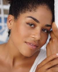 Ebony Walsh's Instagram, Twitter & Facebook