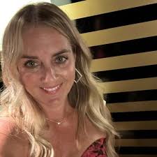 Julie Joyce: Marketing Consulting & Content Creation  (@juliejoyce_marketingconsultant) • Instagram photos and videos