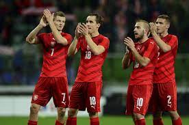 Čeští fotbalisté ve svém druhém utkání skupiny d na mistrovství evropy remizovali s chorvatskem 1:1 a mají velmi blízko k postupu do vyřazovací fáze. Pujdou I Na Zlatana Cesko Pred Euro Proveri Skotsko A Svedsko Isport Cz