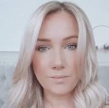 Mum gives 1930s home a modern makeover