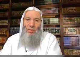 من أتى حائضاً أو امرأة في دبرها أو كاهناً ‏فصدقه، فقد برئ مما أنزل على محمد صلى الله عليه وسلم. Puavwfbdpgtydm