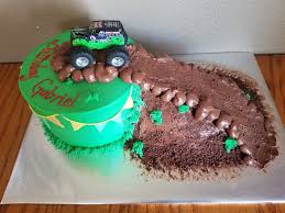 Monster Truck Birthday Cake Gravedigger Cake Monster Truck Birthday Cake Truck Birthday Cakes Birthday Cupcakes Boy