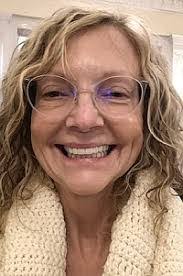 Lauren Satterfield's Instagram, Twitter & Facebook