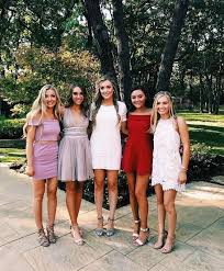 Pinterest Aashlynwiswall Homecoming Dresses Prom Dresses Dresses