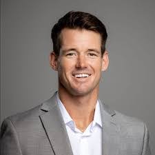 Susanne Vaughn's Instagram, Twitter & Facebook