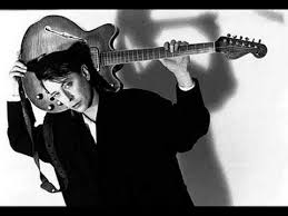Der sänger und gitarrist ralph möbius, der sich nach einer figur aus karl philipp moritz' roman anton reiser lieber rio reiser nannte. Arbeitslosenreggae Rio Reiser Last Fm